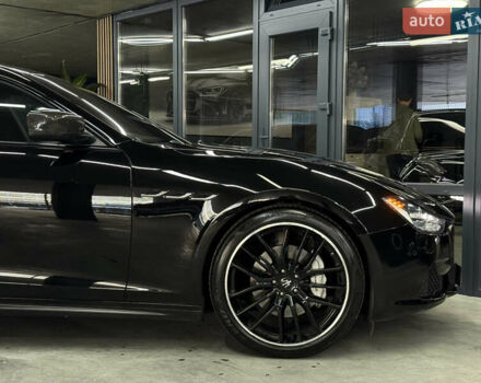 Черный Мазерати Гибли, объемом двигателя 3 л и пробегом 146 тыс. км за 25900 $, фото 5 на Automoto.ua