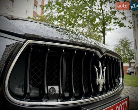 Черный Мазерати Гибли, объемом двигателя 2.98 л и пробегом 91 тыс. км за 24950 $, фото 9 на Automoto.ua