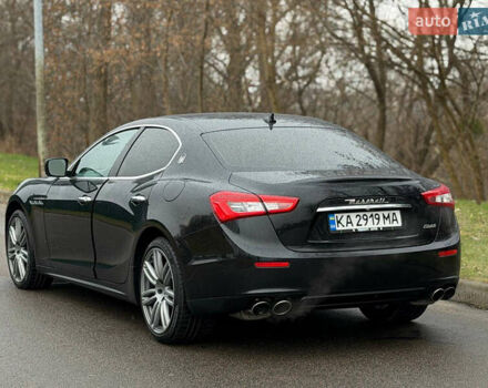 Черный Мазерати Гибли, объемом двигателя 3 л и пробегом 124 тыс. км за 14900 $, фото 4 на Automoto.ua