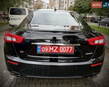 Черный Мазерати Гибли, объемом двигателя 2.98 л и пробегом 91 тыс. км за 24950 $, фото 6 на Automoto.ua