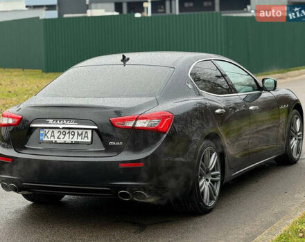 Черный Мазерати Гибли, объемом двигателя 3 л и пробегом 124 тыс. км за 14900 $, фото 6 на Automoto.ua