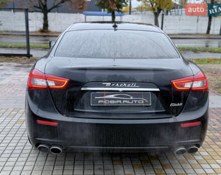 Мазерати Гибли 2014 в Киеве на Automoto.ua Черный Мазерати Гибли, объемом двигателя 3 л и пробегом 125 тыс. км за 15500 $, фото 7 на Automoto.ua