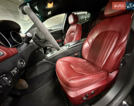 Черный Мазерати Гибли, объемом двигателя 3 л и пробегом 146 тыс. км за 25900 $, фото 19 на Automoto.ua