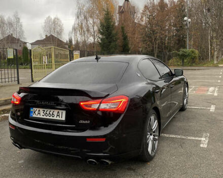 Чорний Мазераті Ghibli, об'ємом двигуна 2.98 л та пробігом 106 тис. км за 19500 $, фото 5 на Automoto.ua