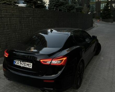 Черный Мазерати Гибли, объемом двигателя 3 л и пробегом 73 тыс. км за 332 $, фото 3 на Automoto.ua