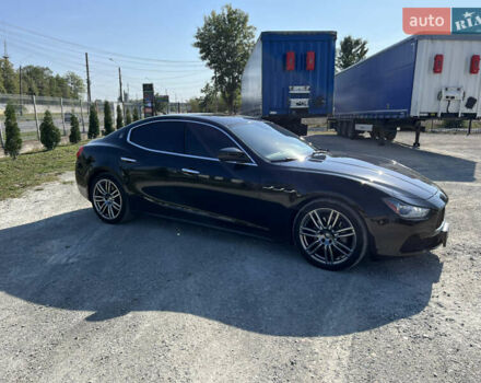 Чорний Мазераті Ghibli, об'ємом двигуна 2.98 л та пробігом 134 тис. км за 22000 $, фото 4 на Automoto.ua