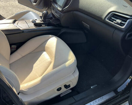 Чорний Мазераті Ghibli, об'ємом двигуна 2.98 л та пробігом 134 тис. км за 22000 $, фото 24 на Automoto.ua