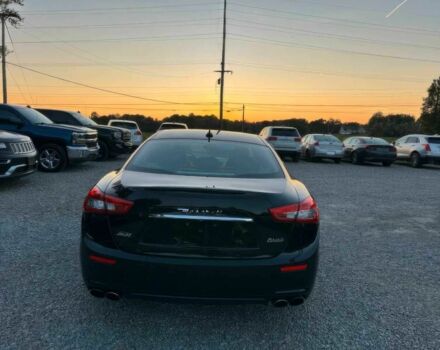 Черный Мазерати Гибли, объемом двигателя 3 л и пробегом 65 тыс. км за 12700 $, фото 6 на Automoto.ua