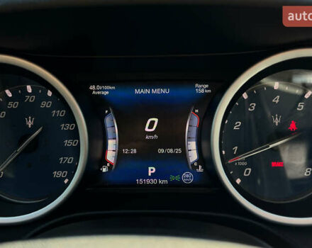 Черный Мазерати Гибли, объемом двигателя 3 л и пробегом 151 тыс. км за 21700 $, фото 14 на Automoto.ua