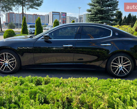 Черный Мазерати Гибли, объемом двигателя 3 л и пробегом 151 тыс. км за 21700 $, фото 3 на Automoto.ua