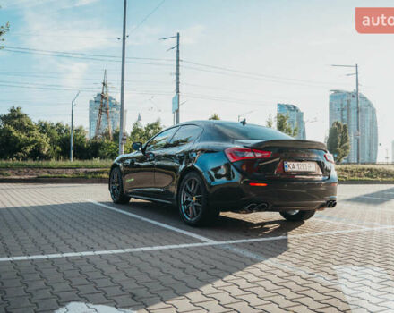 Чорний Мазераті Ghibli, об'ємом двигуна 2.98 л та пробігом 82 тис. км за 27000 $, фото 1 на Automoto.ua