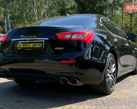 Черный Мазерати Гибли, объемом двигателя 3 л и пробегом 151 тыс. км за 21700 $, фото 6 на Automoto.ua