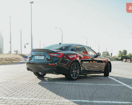 Чорний Мазераті Ghibli, об'ємом двигуна 2.98 л та пробігом 82 тис. км за 27000 $, фото 4 на Automoto.ua