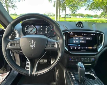Мазерати Гибли 2021 в Житомире на Automoto.ua Черный Мазерати Гибли, объемом двигателя 3.8 л и пробегом 20 тыс. км за 15700 $, фото 13 на Automoto.ua