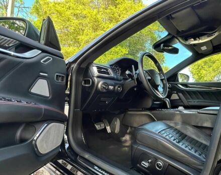 Мазерати Гибли 2021 в Житомире на Automoto.ua Черный Мазерати Гибли, объемом двигателя 3.8 л и пробегом 20 тыс. км за 15700 $, фото 10 на Automoto.ua