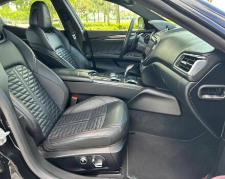 Мазерати Гибли 2021 в Житомире на Automoto.ua Черный Мазерати Гибли, объемом двигателя 3.8 л и пробегом 20 тыс. км за 15700 $, фото 8 на Automoto.ua
