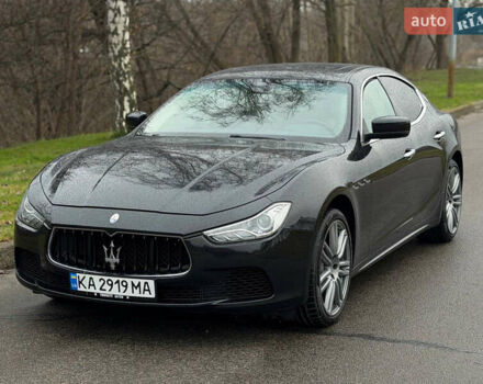 Черный Мазерати Гибли, объемом двигателя 3 л и пробегом 124 тыс. км за 14900 $, фото 1 на Automoto.ua