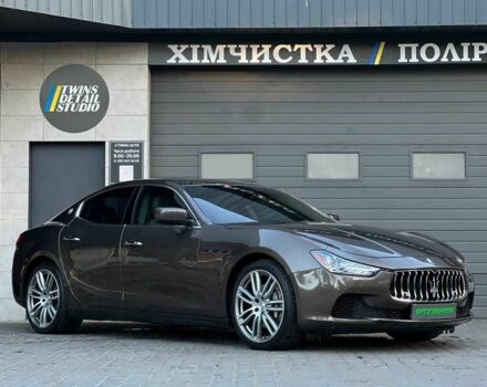 Коричневый Мазерати Гибли, объемом двигателя 3 л и пробегом 99 тыс. км за 14900 $, фото 4 на Automoto.ua