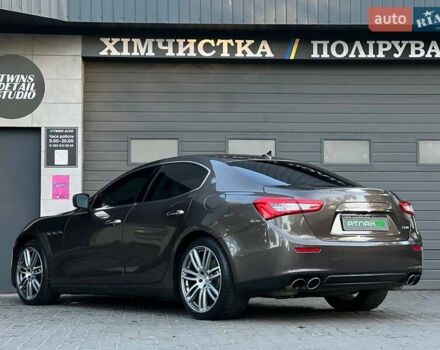 Коричневый Мазерати Гибли, объемом двигателя 3 л и пробегом 99 тыс. км за 14900 $, фото 9 на Automoto.ua