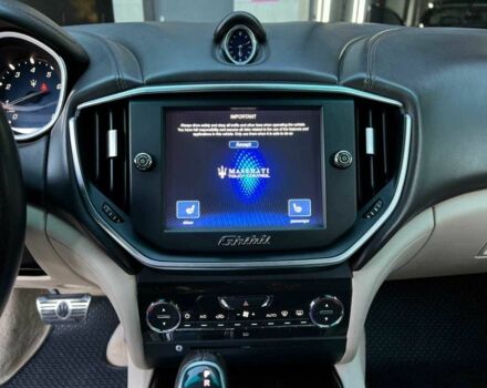 Коричневый Мазерати Гибли, объемом двигателя 3 л и пробегом 99 тыс. км за 14900 $, фото 20 на Automoto.ua