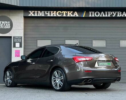 Коричневый Мазерати Гибли, объемом двигателя 3 л и пробегом 99 тыс. км за 14900 $, фото 9 на Automoto.ua