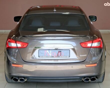 Коричневый Мазерати Гибли, объемом двигателя 3 л и пробегом 61 тыс. км за 18900 $, фото 5 на Automoto.ua