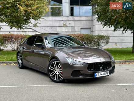 Мазерати Гибли 2014 в Киеве на Automoto.ua Коричневый Мазерати Гибли, объемом двигателя 3 л и пробегом 74 тыс. км за 24500 $, фото 1 на Automoto.ua