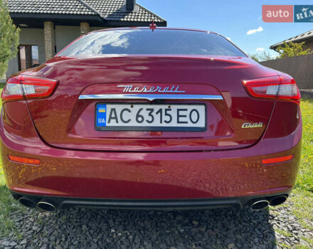 Красный Мазерати Гибли, объемом двигателя 2.98 л и пробегом 70 тыс. км за 17900 $, фото 7 на Automoto.ua