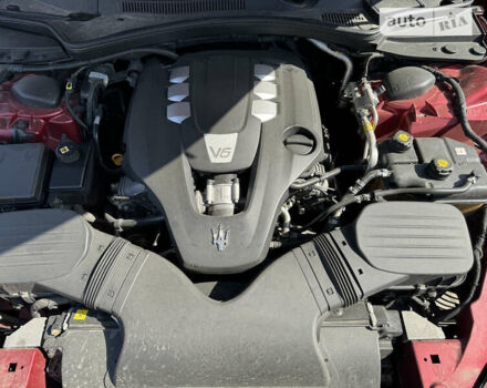 Красный Мазерати Гибли, объемом двигателя 2.98 л и пробегом 70 тыс. км за 20500 $, фото 20 на Automoto.ua
