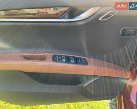 Красный Мазерати Гибли, объемом двигателя 2.98 л и пробегом 70 тыс. км за 17900 $, фото 17 на Automoto.ua