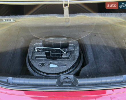 Красный Мазерати Гибли, объемом двигателя 2.98 л и пробегом 70 тыс. км за 17900 $, фото 13 на Automoto.ua