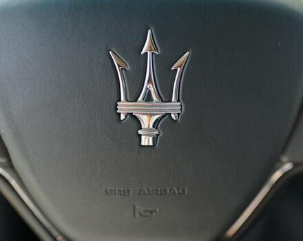 Красный Мазерати Гибли, объемом двигателя 2.98 л и пробегом 51 тыс. км за 25000 $, фото 99 на Automoto.ua