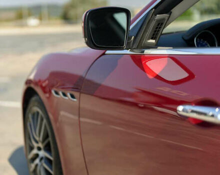 Красный Мазерати Гибли, объемом двигателя 2.98 л и пробегом 51 тыс. км за 25000 $, фото 28 на Automoto.ua