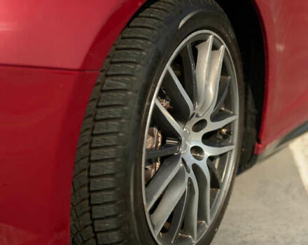 Красный Мазерати Гибли, объемом двигателя 2.98 л и пробегом 51 тыс. км за 25000 $, фото 42 на Automoto.ua