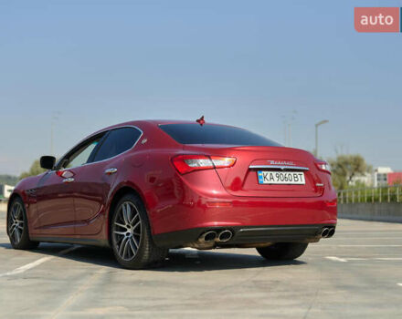 Красный Мазерати Гибли, объемом двигателя 2.98 л и пробегом 51 тыс. км за 25000 $, фото 18 на Automoto.ua