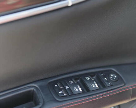 Красный Мазерати Гибли, объемом двигателя 2.98 л и пробегом 51 тыс. км за 25000 $, фото 30 на Automoto.ua