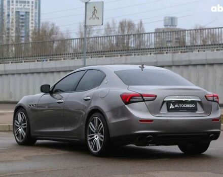 Мазераті Ghibli, об'ємом двигуна 3 л та пробігом 86 тис. км за 25000 $, фото 5 на Automoto.ua