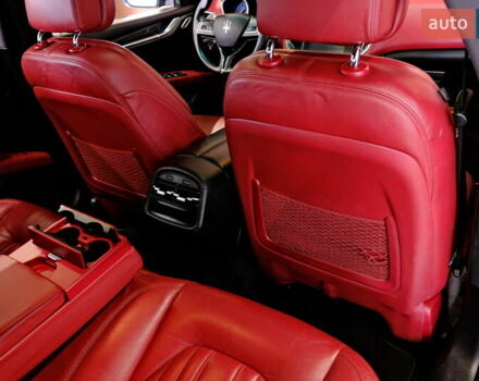 Мазерати Гибли, объемом двигателя 2.98 л и пробегом 101 тыс. км за 17900 $, фото 37 на Automoto.ua