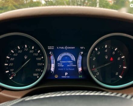 Мазераті Ghibli, об'ємом двигуна 3 л та пробігом 101 тис. км за 19350 $, фото 14 на Automoto.ua