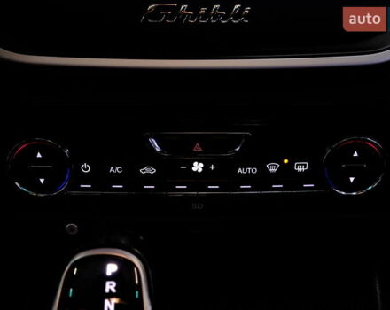 Мазерати Гибли, объемом двигателя 2.98 л и пробегом 101 тыс. км за 17900 $, фото 27 на Automoto.ua