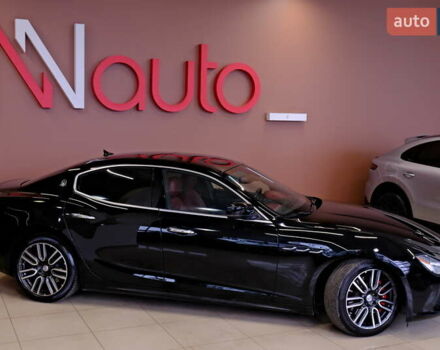 Мазерати Гибли, объемом двигателя 2.98 л и пробегом 101 тыс. км за 17900 $, фото 7 на Automoto.ua