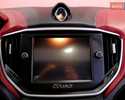 Мазерати Гибли, объемом двигателя 2.98 л и пробегом 101 тыс. км за 17900 $, фото 21 на Automoto.ua