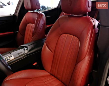 Мазерати Гибли, объемом двигателя 2.98 л и пробегом 101 тыс. км за 17900 $, фото 31 на Automoto.ua