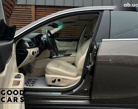 Мазерати Гибли, объемом двигателя 3 л и пробегом 63 тыс. км за 21000 $, фото 20 на Automoto.ua