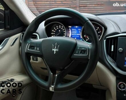 Мазерати Гибли, объемом двигателя 3 л и пробегом 63 тыс. км за 21000 $, фото 28 на Automoto.ua