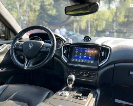 Мазерати Гибли, объемом двигателя 3 л и пробегом 151 тыс. км за 21700 $, фото 23 на Automoto.ua