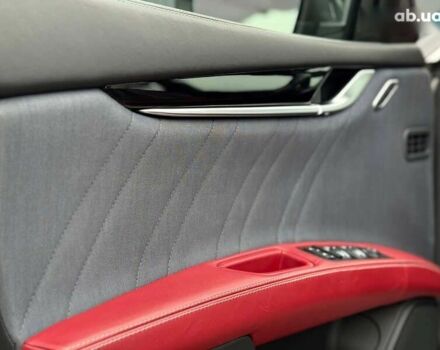 Мазерати Гибли, объемом двигателя 3 л и пробегом 110 тыс. км за 39900 $, фото 17 на Automoto.ua