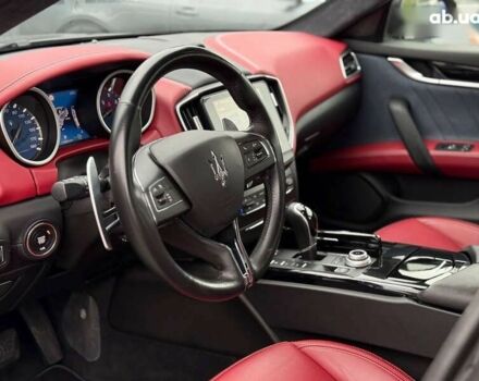 Мазерати Гибли, объемом двигателя 3 л и пробегом 110 тыс. км за 39900 $, фото 20 на Automoto.ua