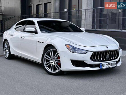 Мазераті Ghibli 2013 у Полтаві на Automoto.ua Мазераті Ghibli, об'ємом двигуна 2.98 л та пробігом 111 тис. км за 23999 $, фото 1 на Automoto.ua