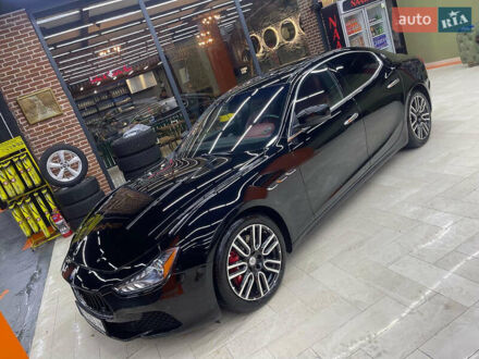 Мазерати Гибли, объемом двигателя 2.98 л и пробегом 100 тыс. км за 17500 $, фото 1 на Automoto.ua